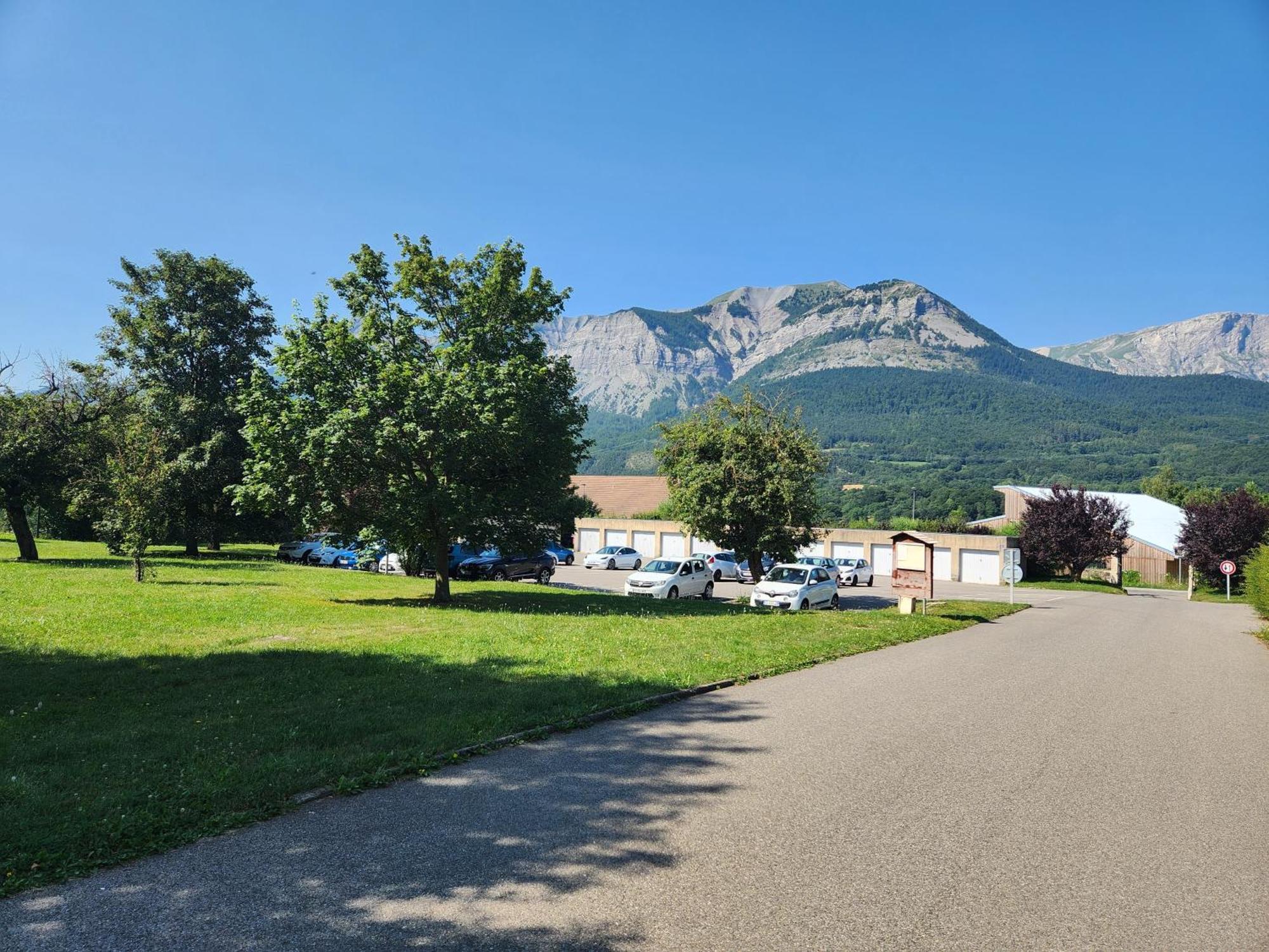 Appartement T3 Avec Jardin Proche Village Saint-Bonnet-en-Champsaur Eksteriør billede